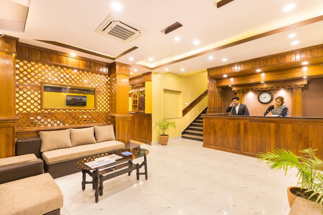 Hotel Lake Shore Pokhara Dış mekan fotoğraf